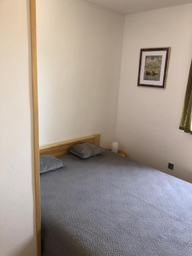Vito & Rocco Apartment Малинска Экстерьер фото